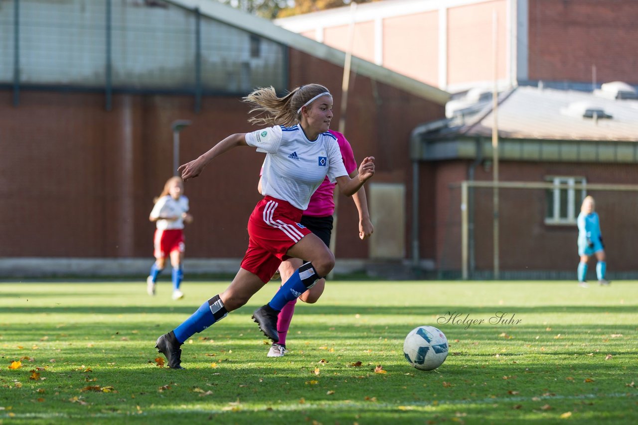 Bild 142 - wBJ HSV - SV Meppen : Ergebnis: 0:2